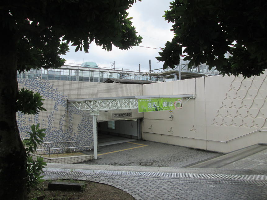 掛川駅横のアンダーパス（北側入口）