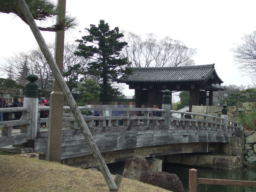 桜内橋と大手門（外側）