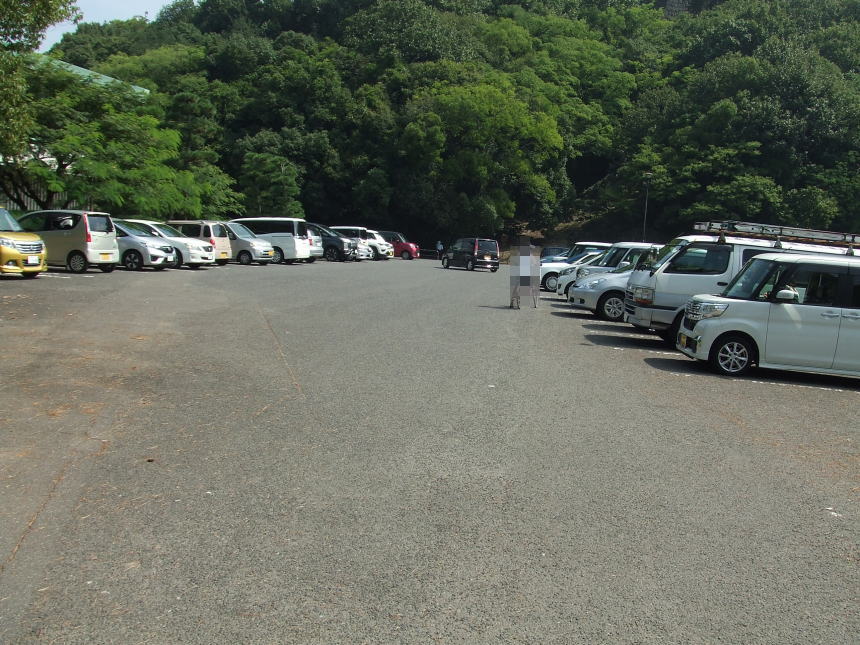 丸亀城駐車場