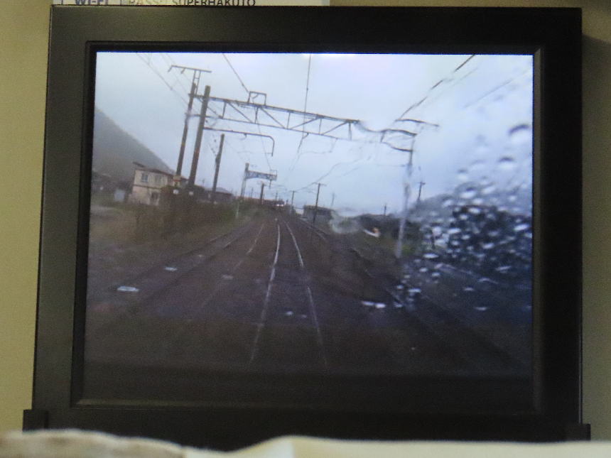 車内のモニター